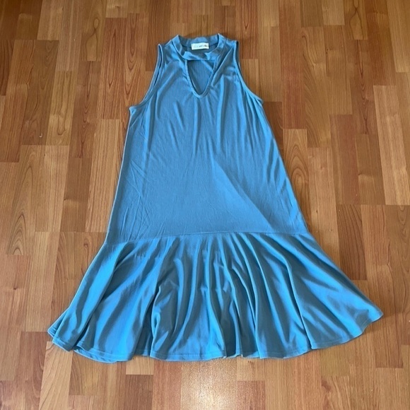 Ginger G women’s sleeveless dress with cut out stretch drop waist ruffle - Picture 2 of 7